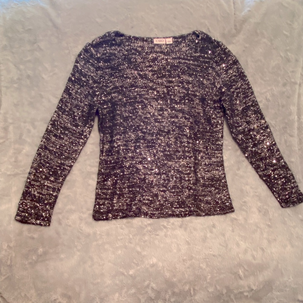 Round neck sweater